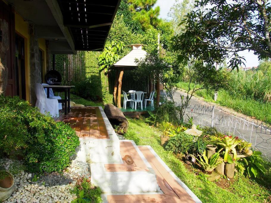 Cozy, Relaxing Suite With Private Bathtub & Kitchen Tagaytay City Eksteriør billede